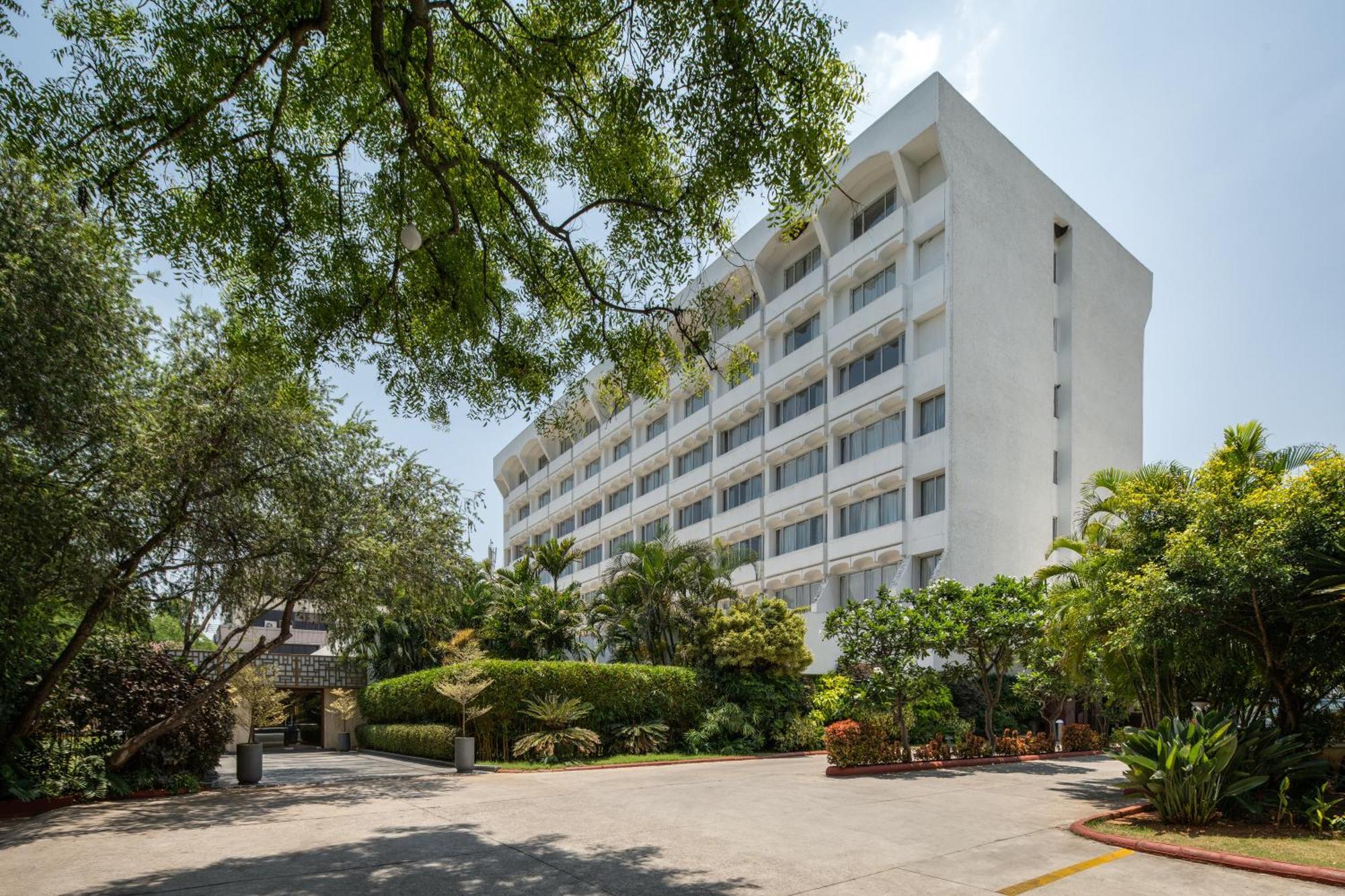 Hotel Southern Star,Mysore Extérieur photo The University of Hong Kong